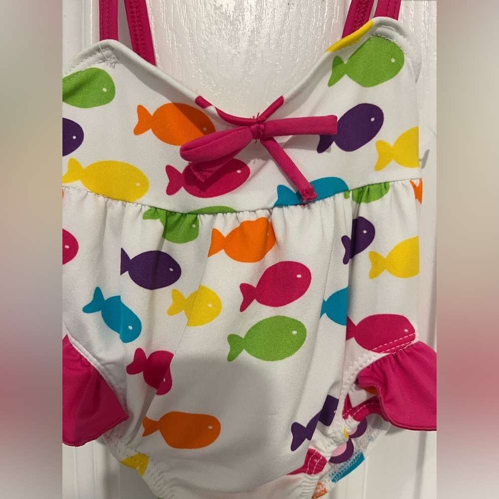 NEW! Pink Platinum White/Multi Colored Fish Baby One Piece Swimsuit Sz 12 Months - Picture 4 of 9